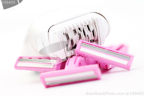 Image of razor and epilator