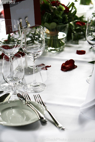 Image of table in a restaurant