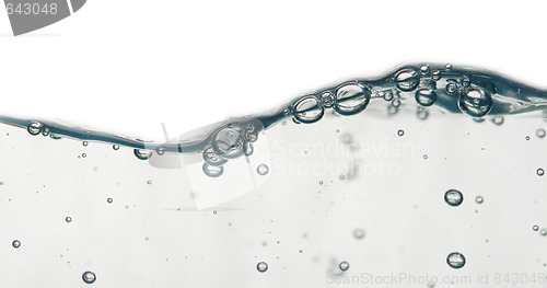 Image of wave and bubbles