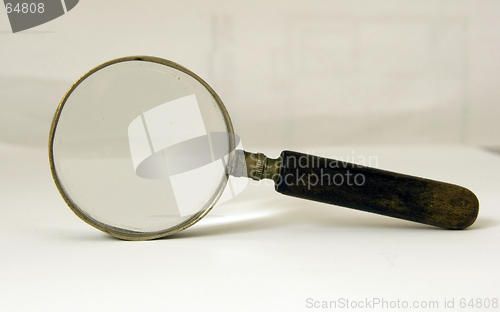 Image of magnifiying glass