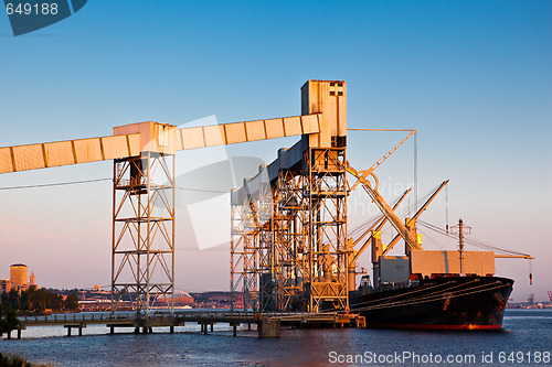 Image of Shipping port