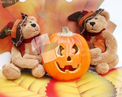 Image of Halloween pumpkin and bears