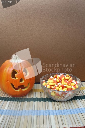 Image of Jack-O-Lantern and bowl of candy