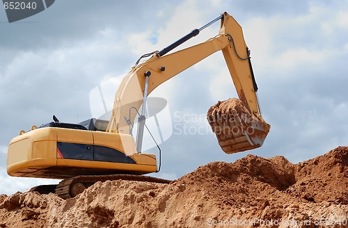 Image of Excavator (rear view)