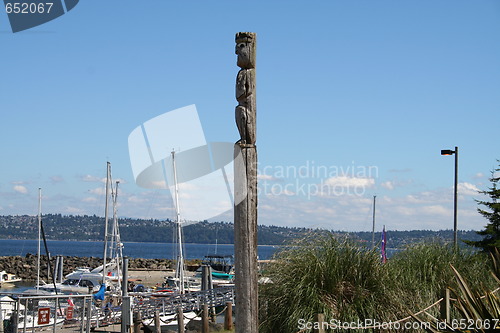 Image of Totem Pole at Blake Island Marina
