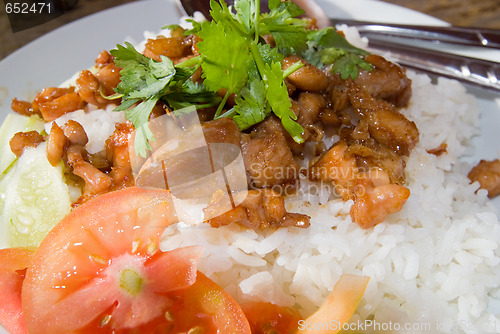 Image of Thai food, fried chicken with garlic