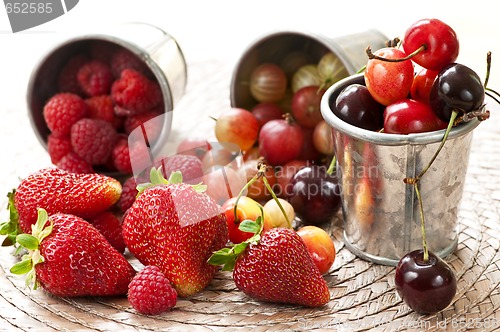 Image of Fruits and berries