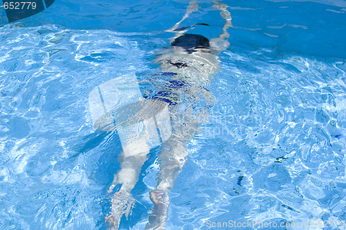 Image of GIRL UNDERWATER