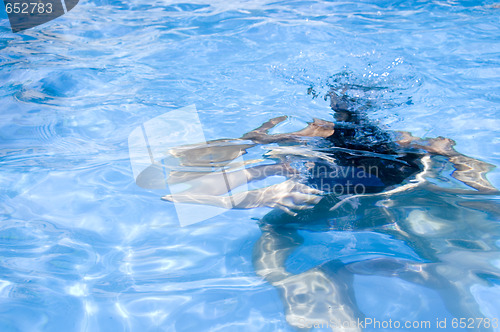 Image of GIRL UNDERWATER