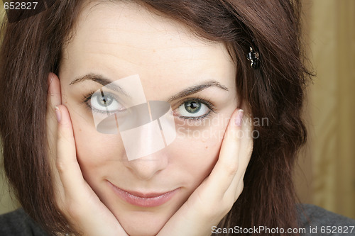Image of Woman with green eyes