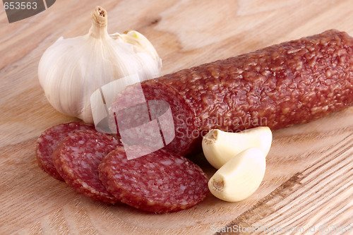Image of Sliced sausage with garlics