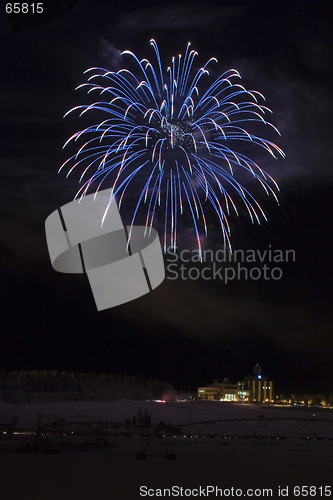 Image of Multicolored tip fireworks