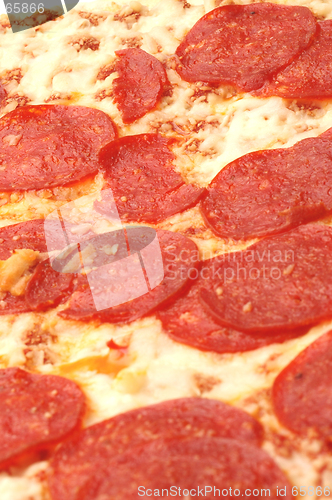 Image of macro pepperoni vert