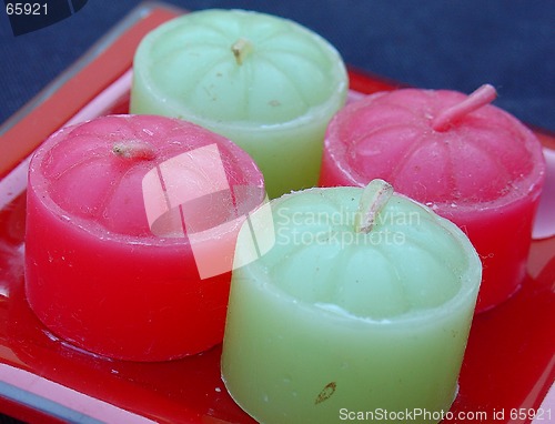 Image of Round colored candles