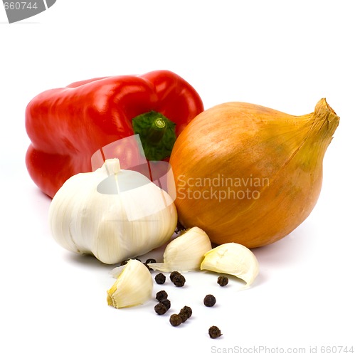 Image of fresh vegetables and black pepper