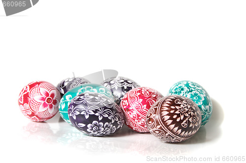 Image of color eggs 