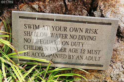 Image of Swimming pool notice.