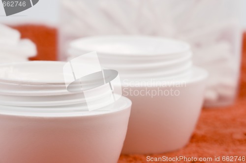 Image of facial creme