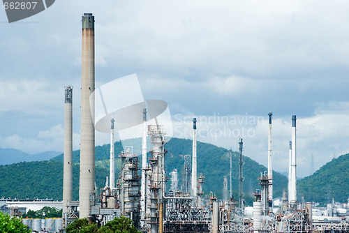 Image of Oil Refinery