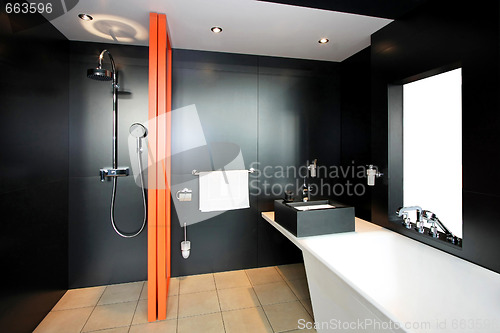 Image of Bathroom black