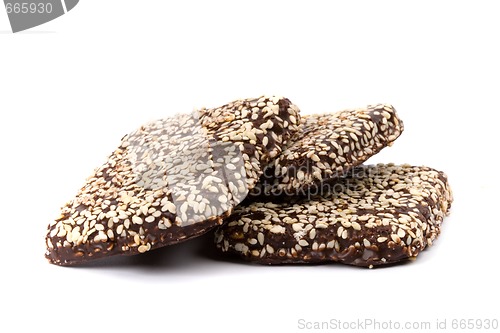Image of three chocolate coocies 