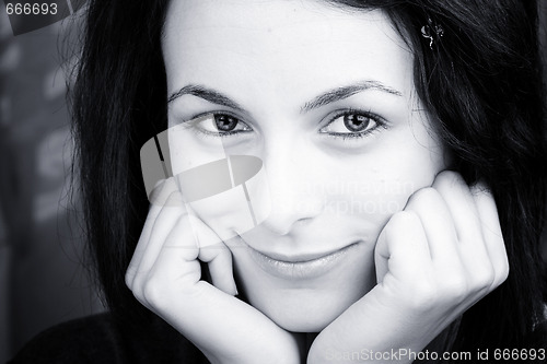 Image of Woman with green eyes