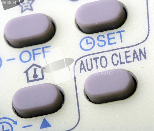 Image of Remote buttons.