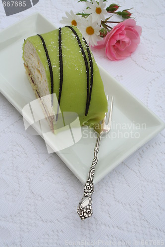 Image of Princess pastry with green marzipan