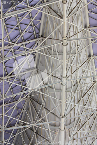 Image of modern roof structure, lisbon station