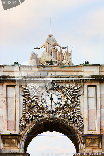 Image of Rusty old clock