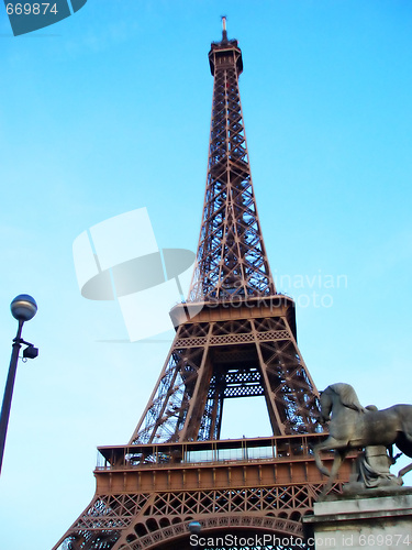 Image of Eiffel Tower Paris