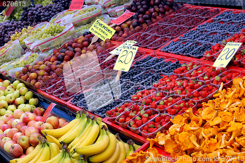 Image of Fruit display in market