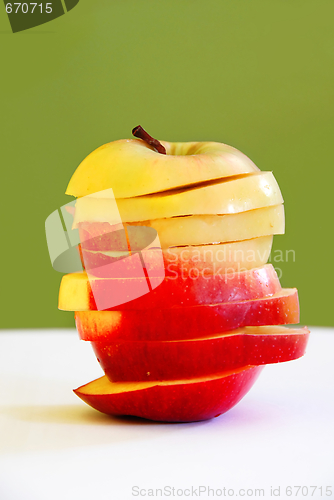 Image of Apple slices in apple shape