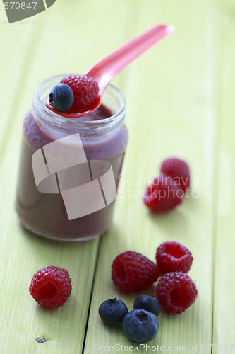 Image of baby food - raspberries and blueberries