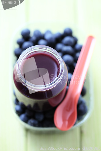Image of baby food - blueberries