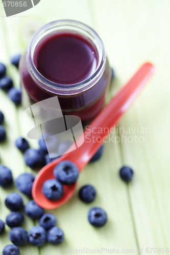Image of baby food - blueberries