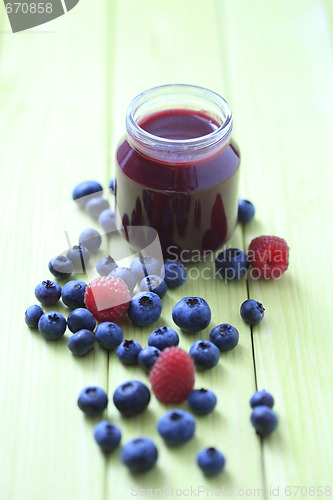 Image of baby food - raspberries and blueberries