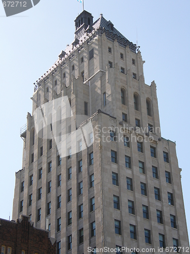 Image of Edifice Price Building in Quebec City