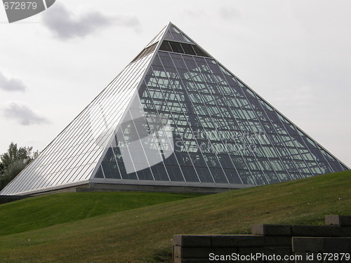 Image of Muttart Conservatory in Edmonton, Alberta