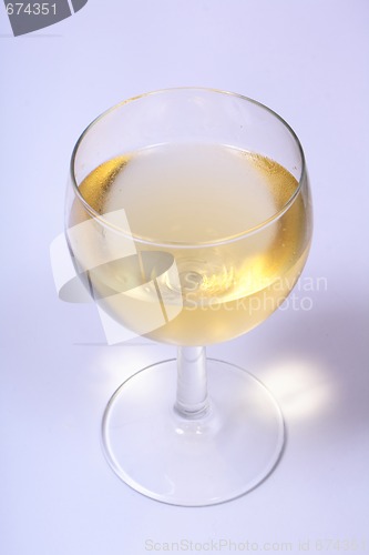 Image of white wine