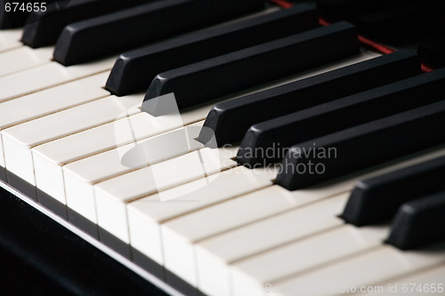 Image of piano keyboard