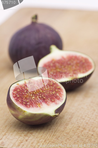 Image of fresh figs
