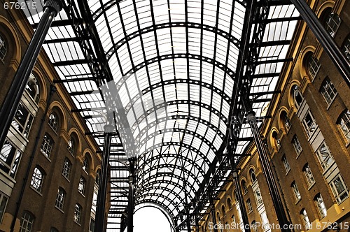 Image of Hay's Galleria roof