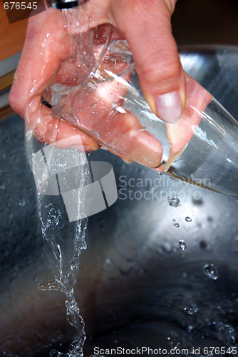 Image of washing glass