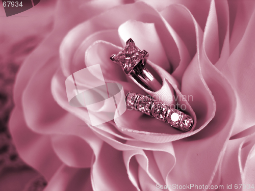 Image of Wedding Rings Soft Mood Pink