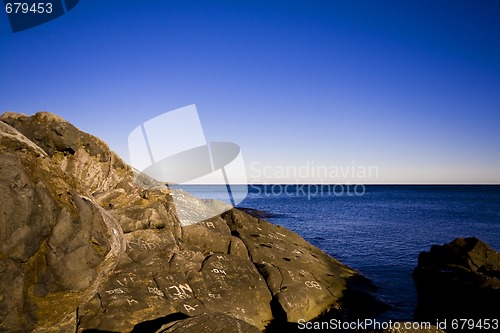 Image of rocks and water