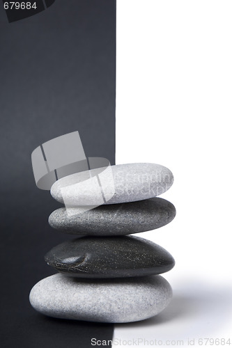 Image of Yin Yang Pebble Stack