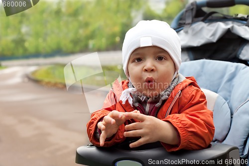 Image of toddler on outdoor