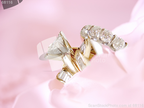 Image of Wedding Rings Pink Background