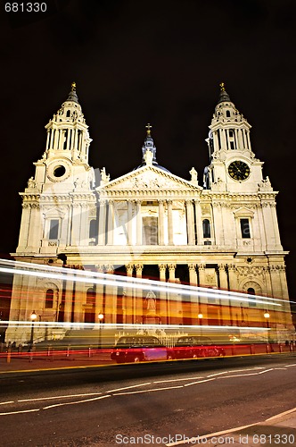 Image of St. Paul's Cathedral London at night